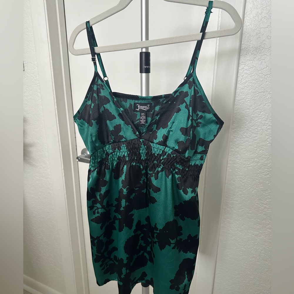 Jimmyz Green Floral Tank Size XSmall